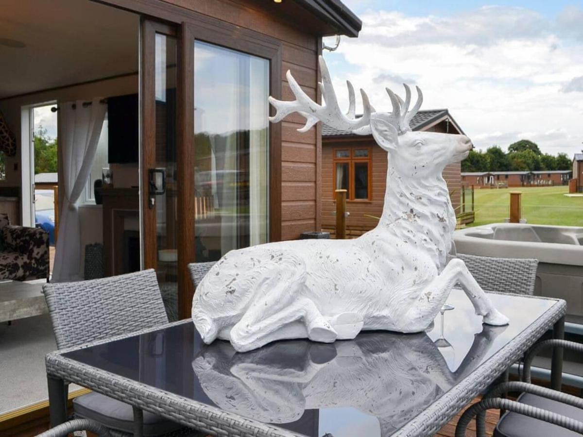 Luxury Boutique Style Lodge With Hot Tub Bridlington Εξωτερικό φωτογραφία