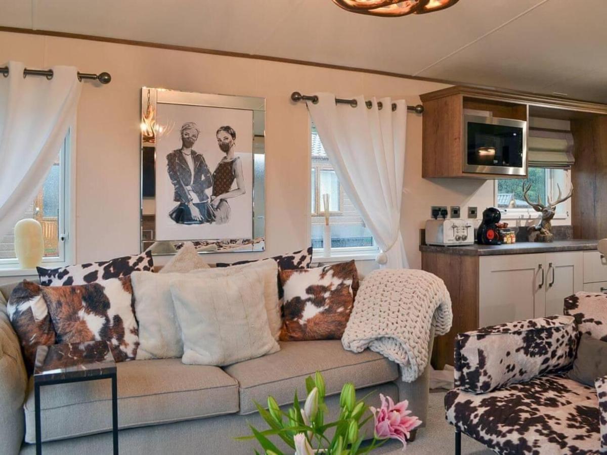 Luxury Boutique Style Lodge With Hot Tub Bridlington Εξωτερικό φωτογραφία