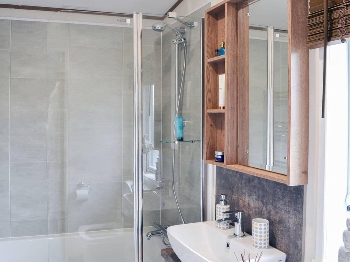 Luxury Boutique Style Lodge With Hot Tub Bridlington Εξωτερικό φωτογραφία