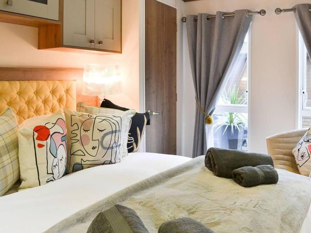 Luxury Boutique Style Lodge With Hot Tub Bridlington Εξωτερικό φωτογραφία