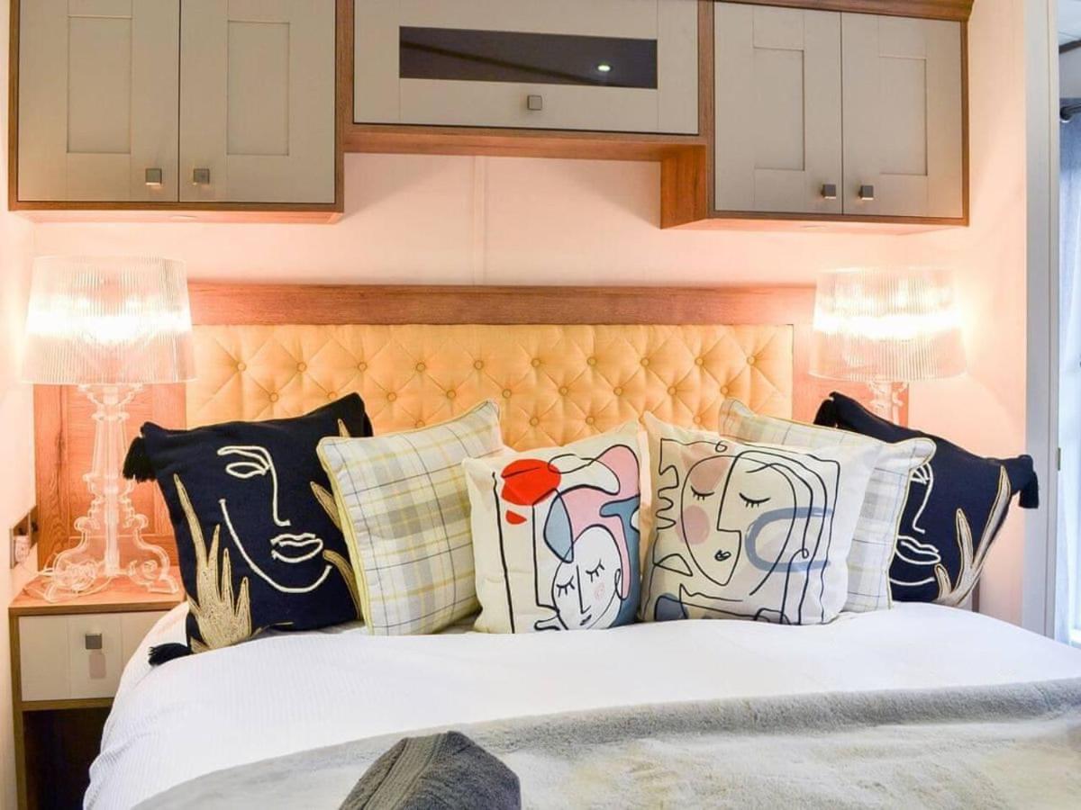 Luxury Boutique Style Lodge With Hot Tub Bridlington Εξωτερικό φωτογραφία